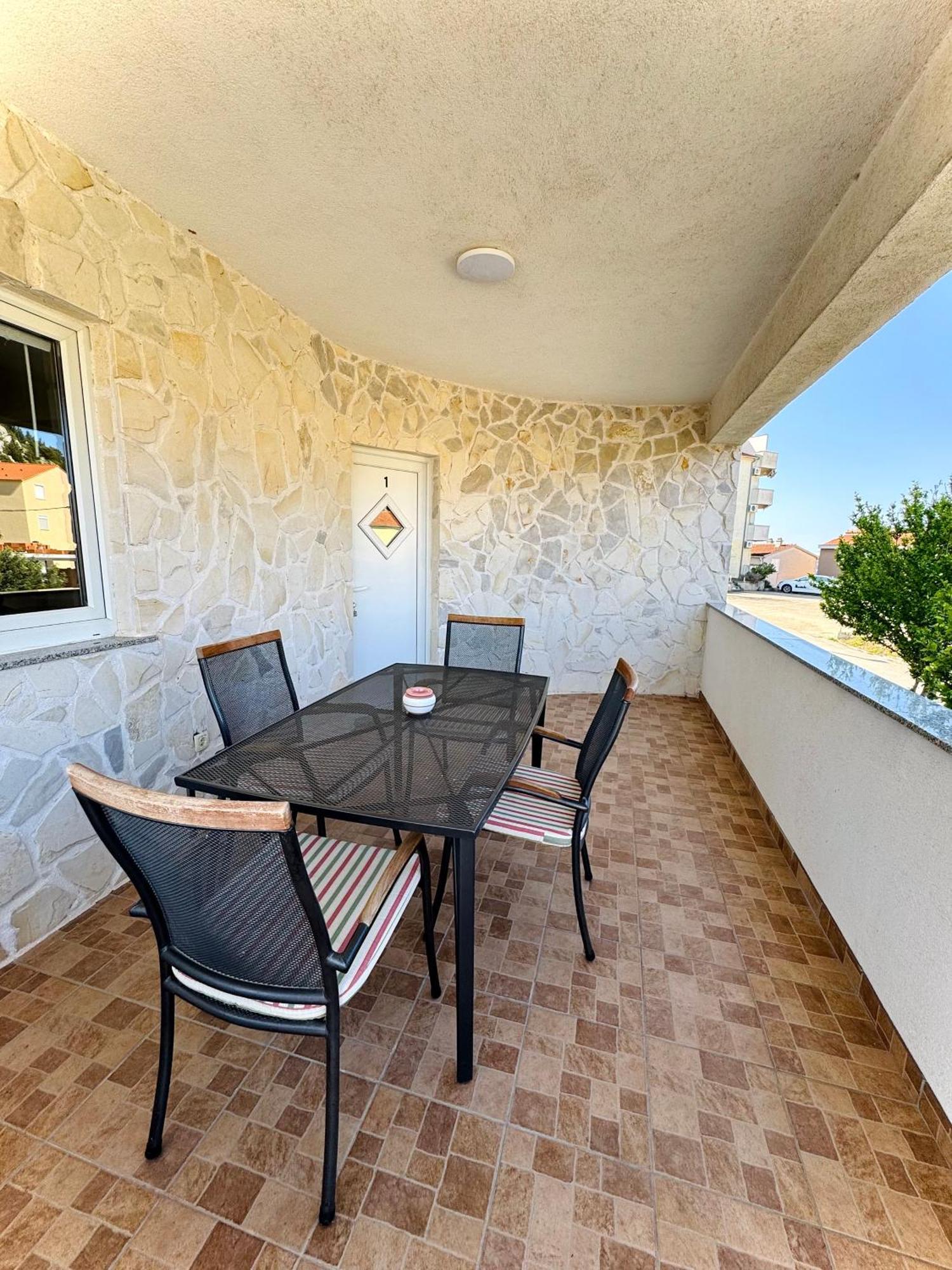 Apartments Elvira Drage Εξωτερικό φωτογραφία