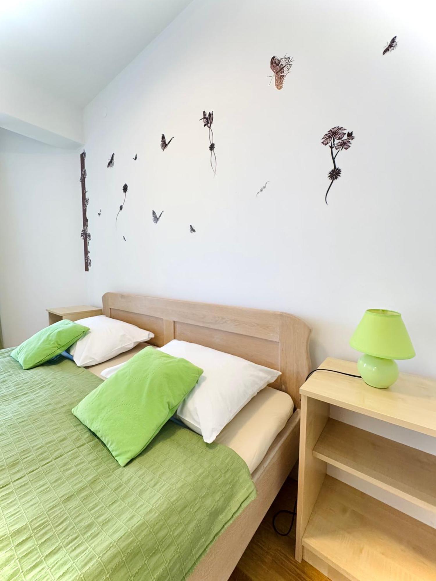 Apartments Elvira Drage Εξωτερικό φωτογραφία