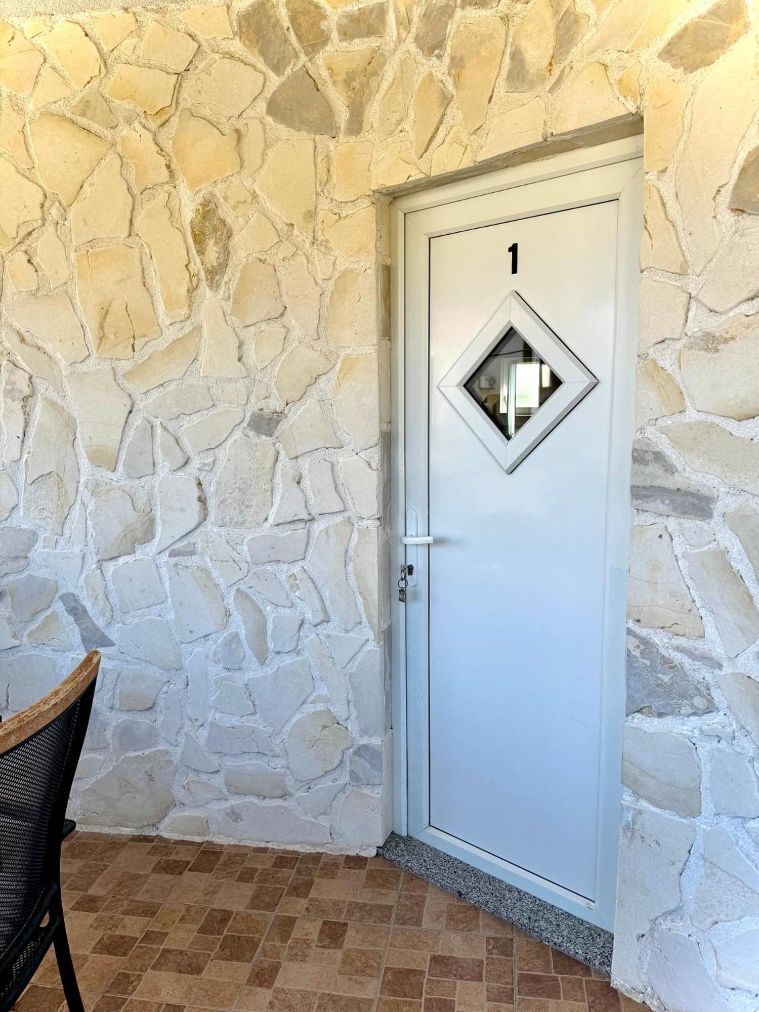 Apartments Elvira Drage Εξωτερικό φωτογραφία